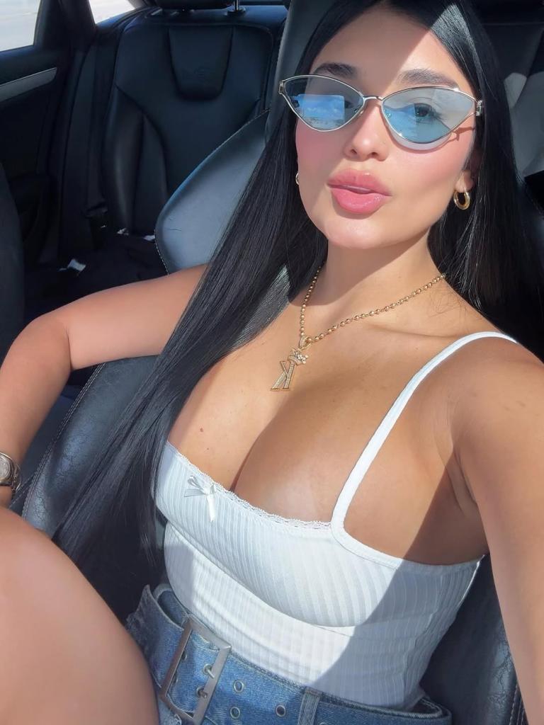 Chica busca chico en Tenerife: 