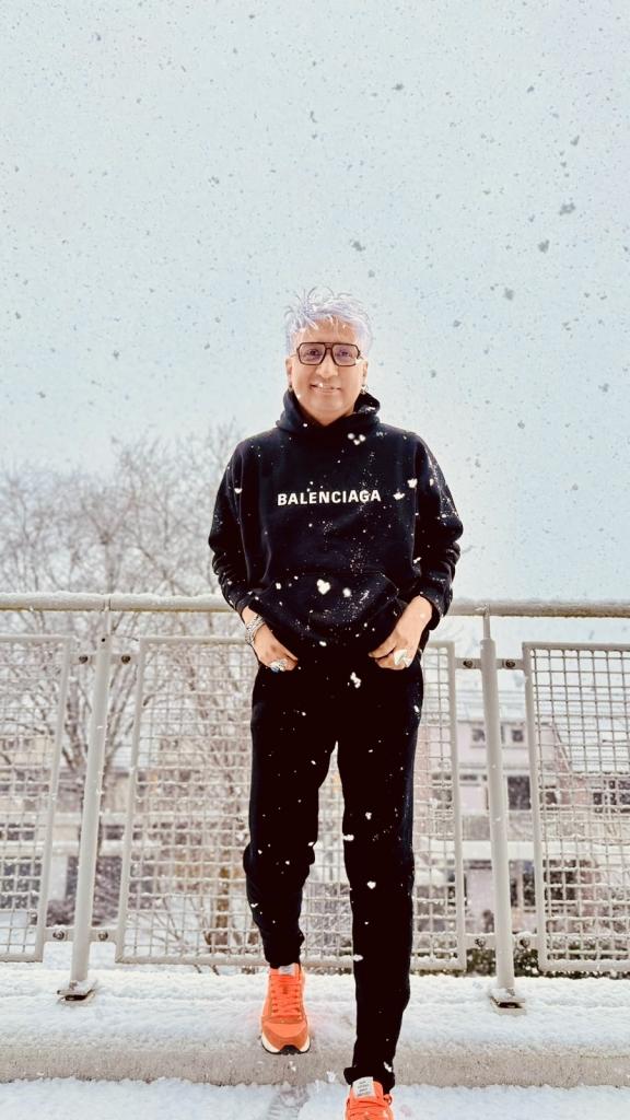 608259318: Chico busca chica en Barcelona