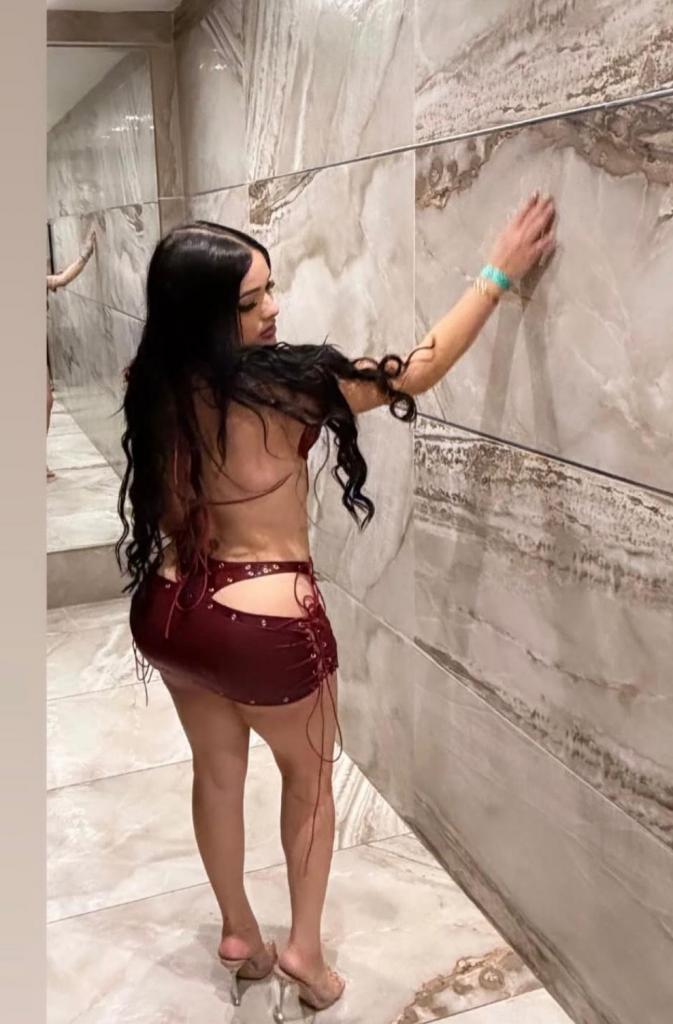 613931945: Chica busca chico en Salamanca