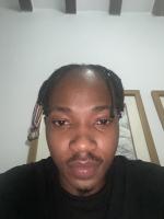 687494175: Chica busca chico en Barcelona