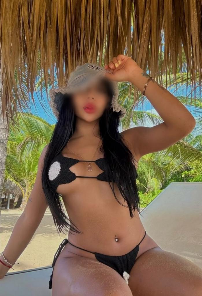 631143916: Chica busca chico en Cádiz