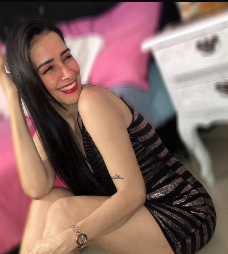 645955763: Chica busca chico en Valencia