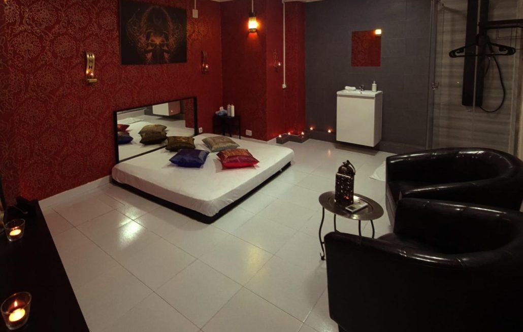 Chica busca chico en Barcelona: 