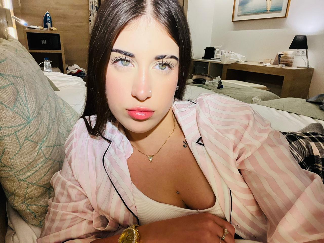 Chica busca chico en Mallorca: 