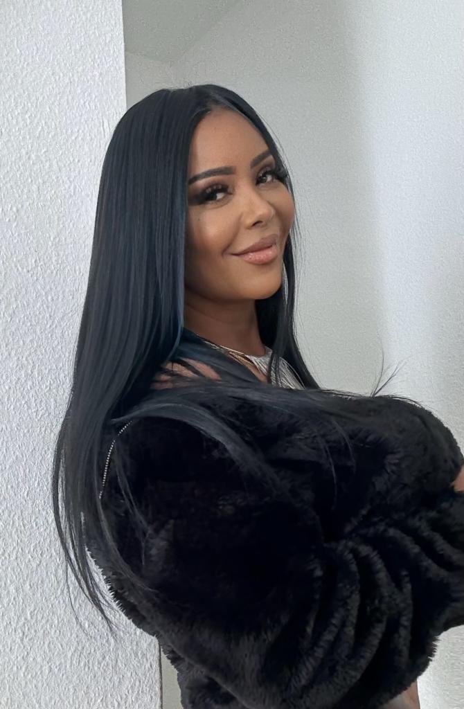 Chica busca chico en Tenerife: Chica busca chico