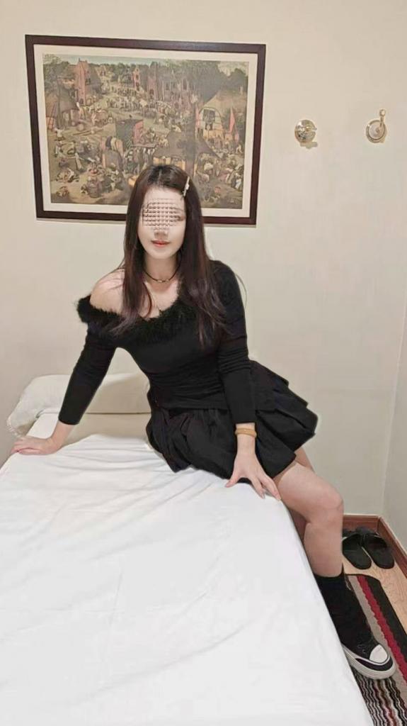 686696158: Chica busca chico en Madrid