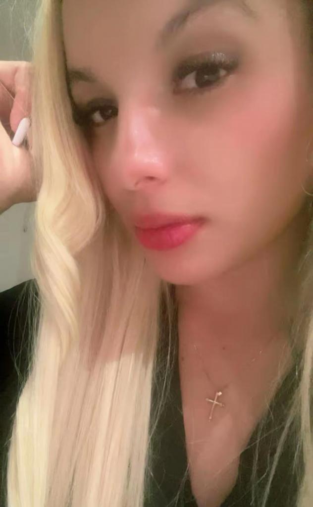 Chica busca chico en Granada: 