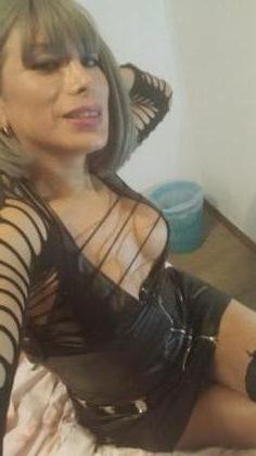 617231685: Transexual en Gerona
