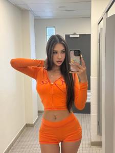 611879576: Chica busca chico en Madrid