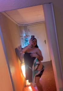 612276679: Chica busca chico en Valencia