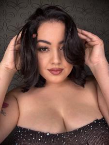 607490771: Chica busca chico en Cádiz