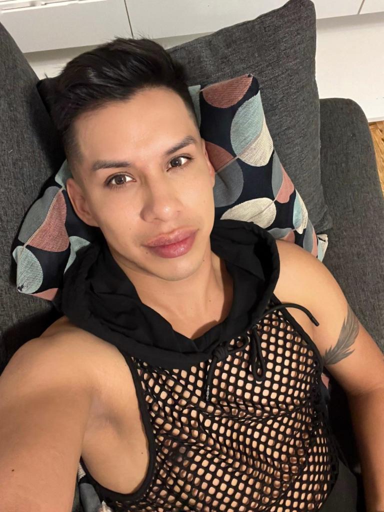 Chico busca chica en León: 