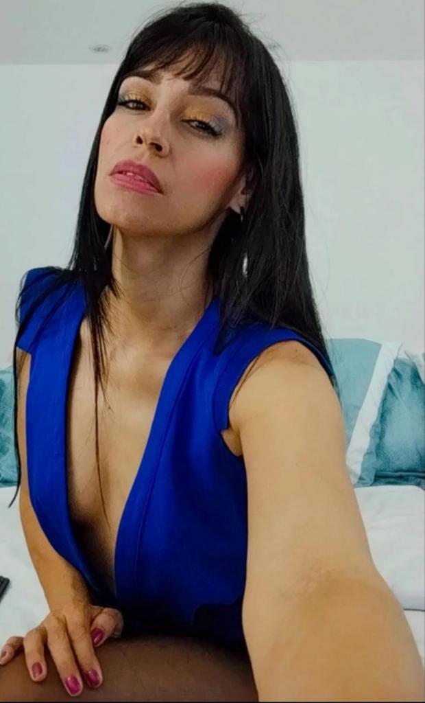 645955763: Chica busca chico en Valencia