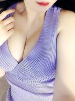 698908760: Chica busca chico en Gerona