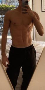 645638393: Chico busca chica en Sevilla