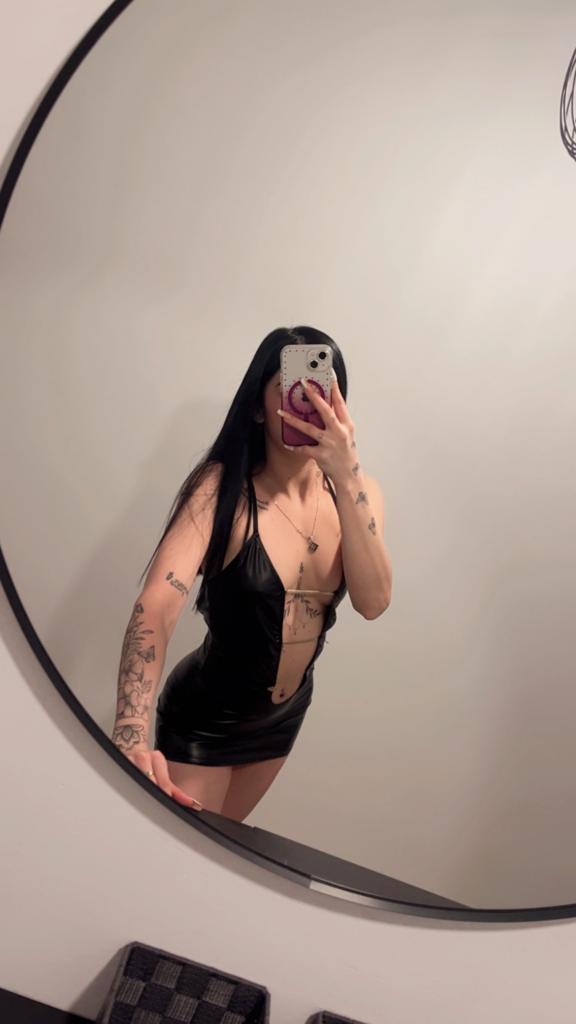 742042249: Chica busca chico en Madrid