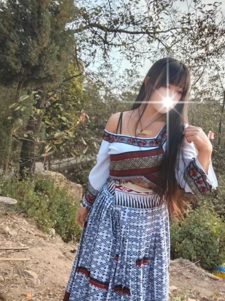 665692397: Chica busca chico en Asturias