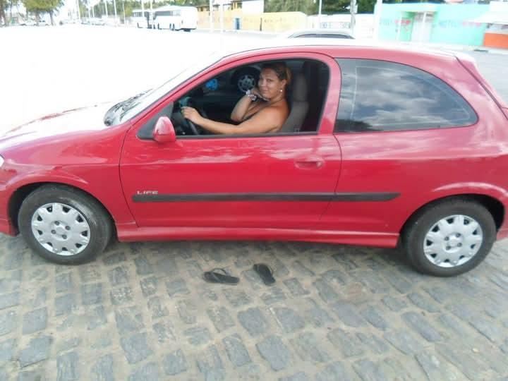 664689098: Travesti en Navarra