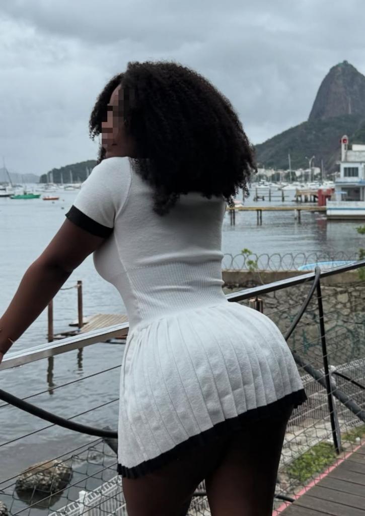 674084203: Chica busca chico en Tenerife