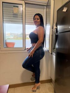 614919874: Chica busca chico en Navarra