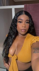 643069644: Chica busca chico en Sevilla