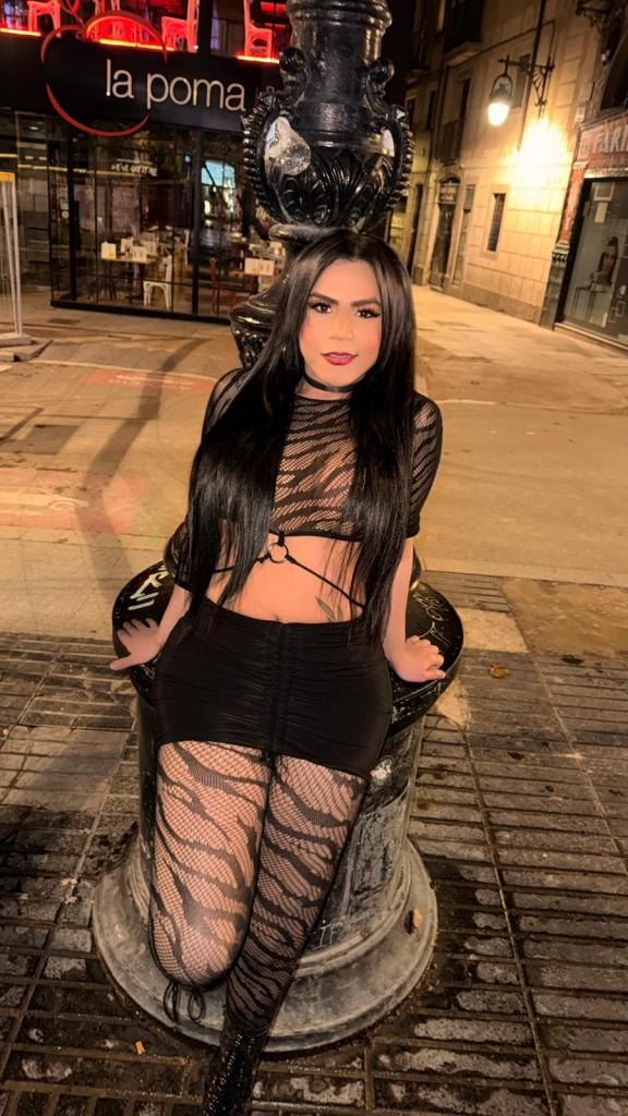 662529717: Travesti en Barcelona