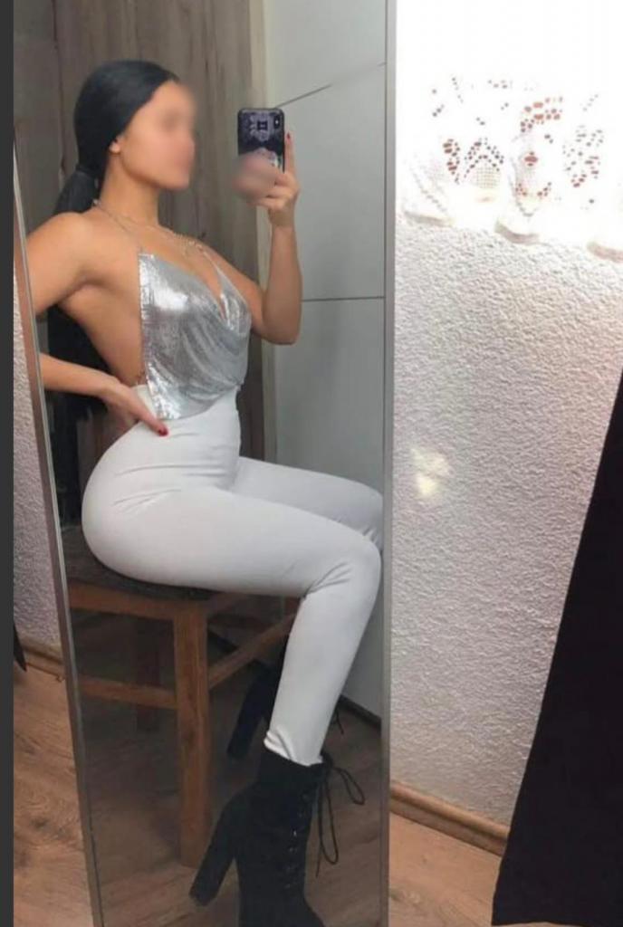 Chica busca chico en La Coruña: 