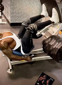 631189819: Chico busca chica en Madrid