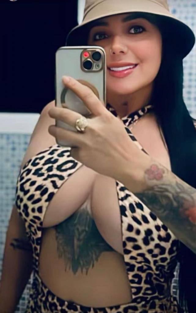 678343688: Chica busca chico en Málaga