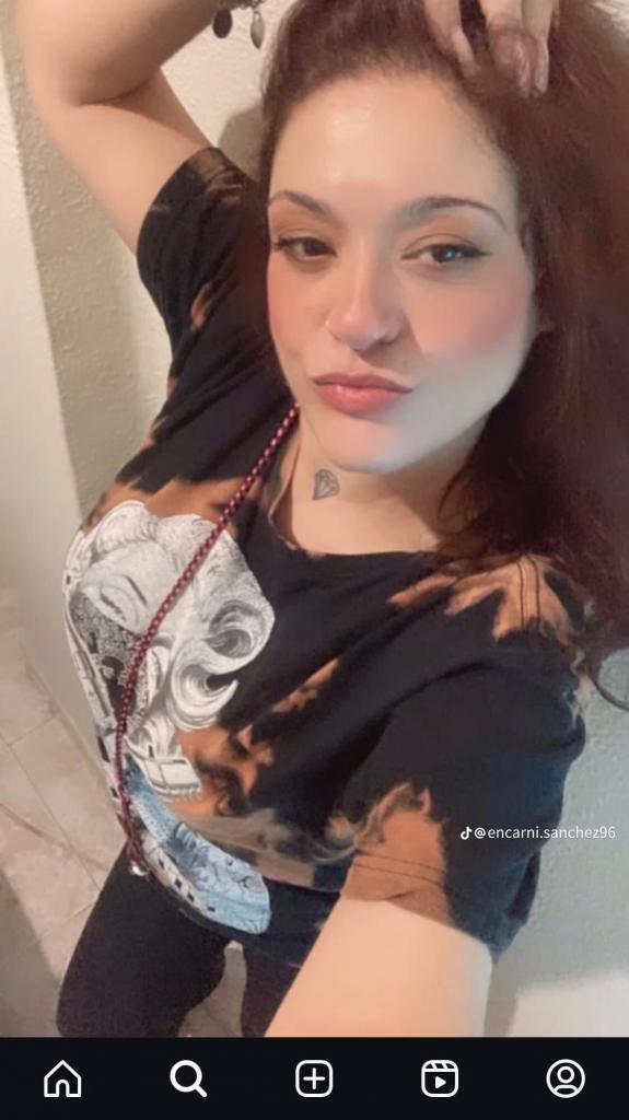 672863020: Chica busca chico en Valencia