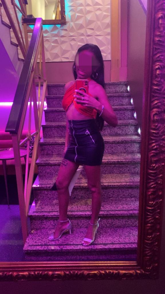 Chica busca chico en Pontevedra: 