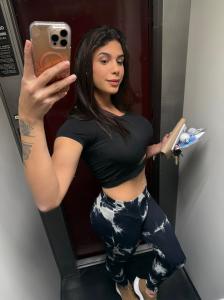 647089211: Travesti en Álava