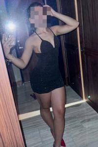 613712862: Chica busca chico en Gerona