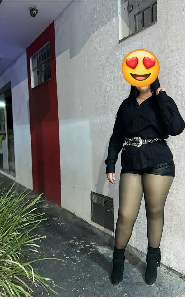 643866331: Chica busca chico en Lérida