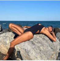 664390322: Chica busca chico en Málaga