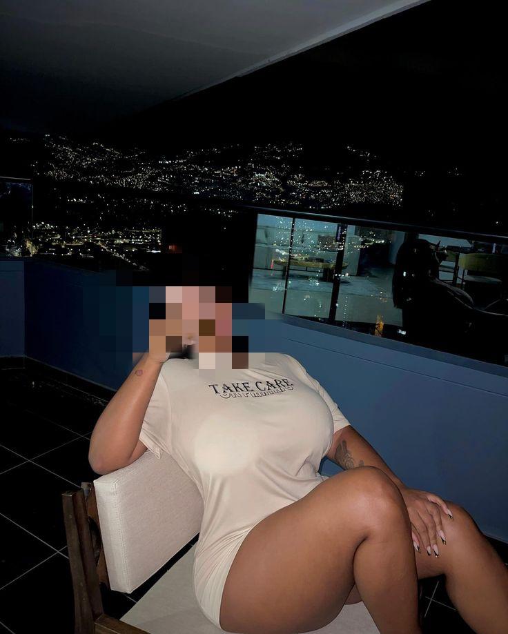 Chica busca chico en Sevilla: 