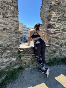 697696775: Chica busca chico en Barcelona