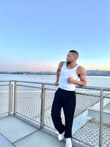 683162550: Chico busca chica en Madrid