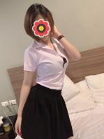 606422776: Chica busca chico en Madrid