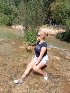 643779806: Chica busca chico en Cuenca