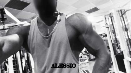 631766312: Chico busca chica en Sevilla