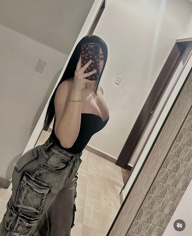 643294447: Chica busca chico en Tenerife