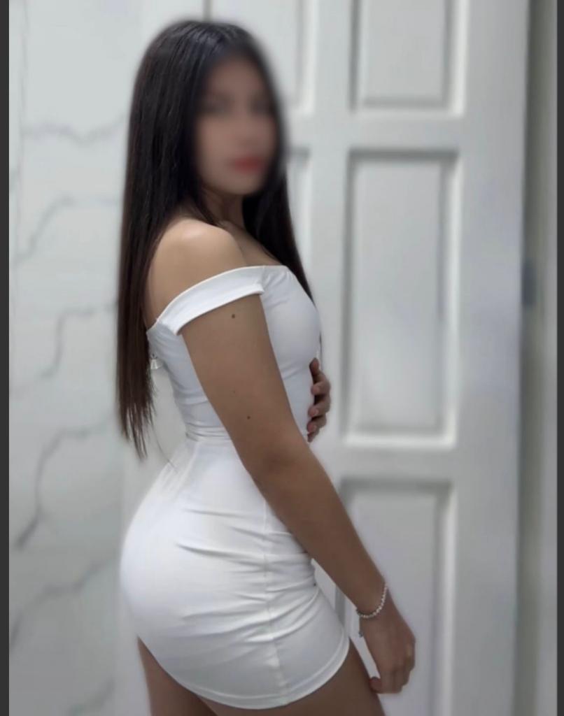 641846560: Chica busca chico en Zaragoza