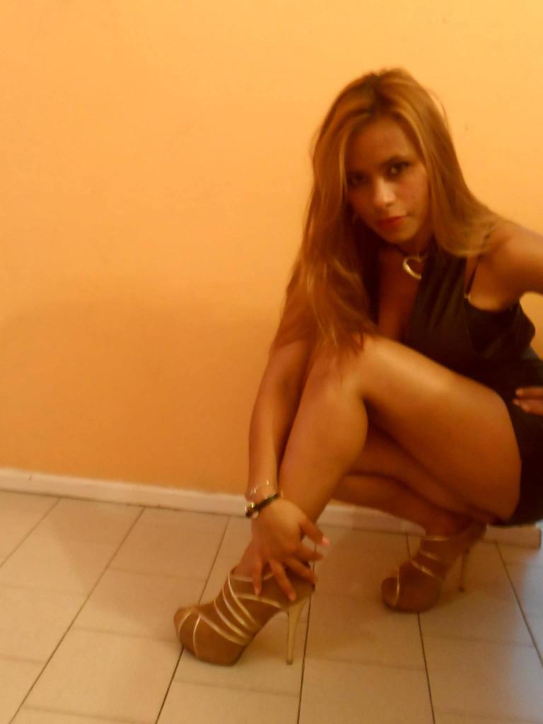 614882509: Chica busca chico en Mallorca