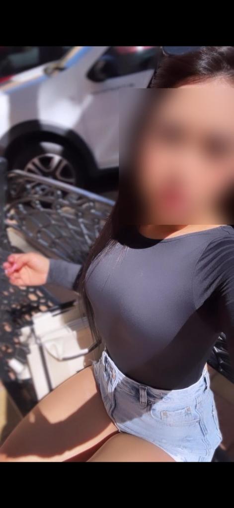 624518827: Chica busca chico en Madrid