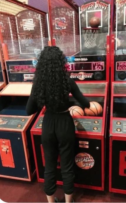 663869604: Chica busca chico en Alicante