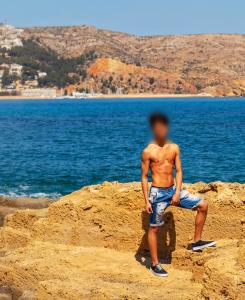 690768747: Chico busca chica en La Rioja