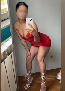 611331237: Chica busca chico en Pontevedra