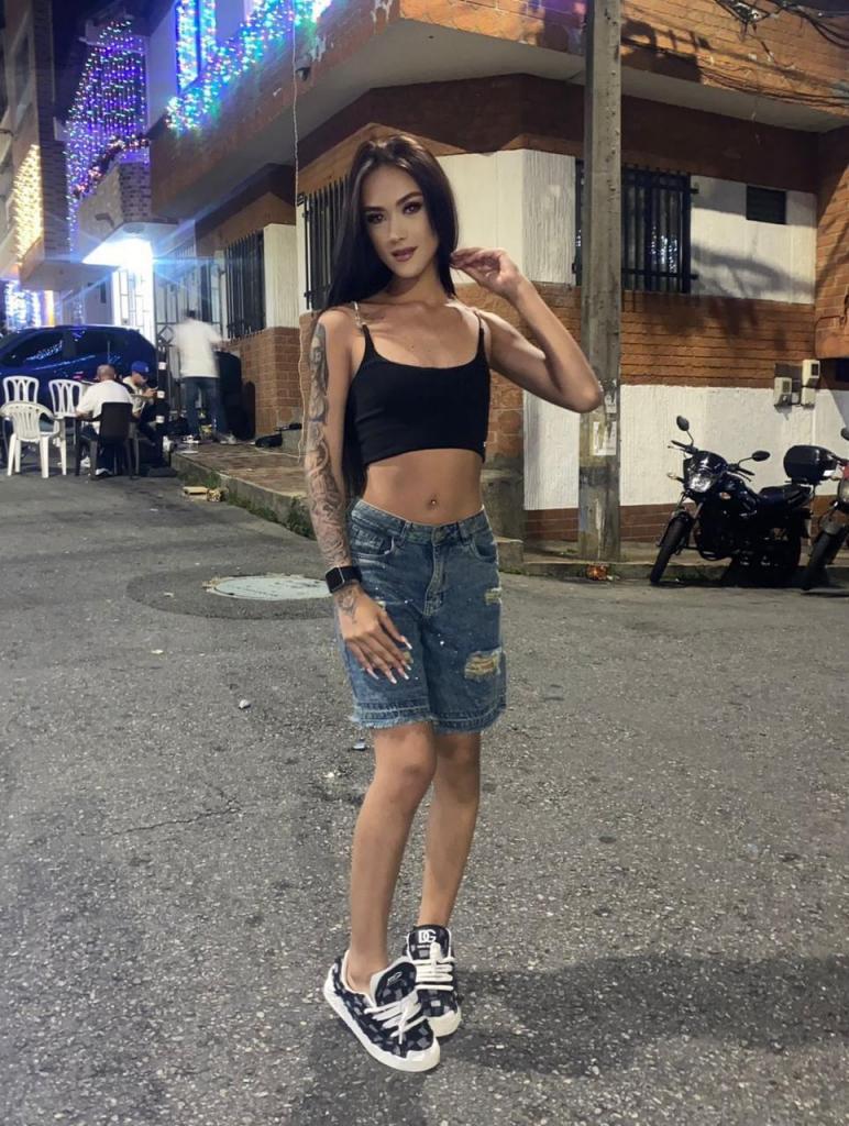 617799117: Travesti en Valencia