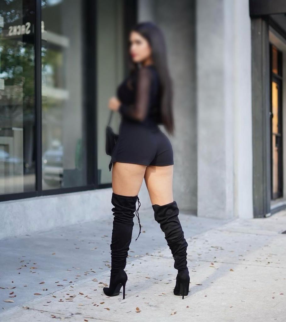 Chica busca chico en Ibiza: 